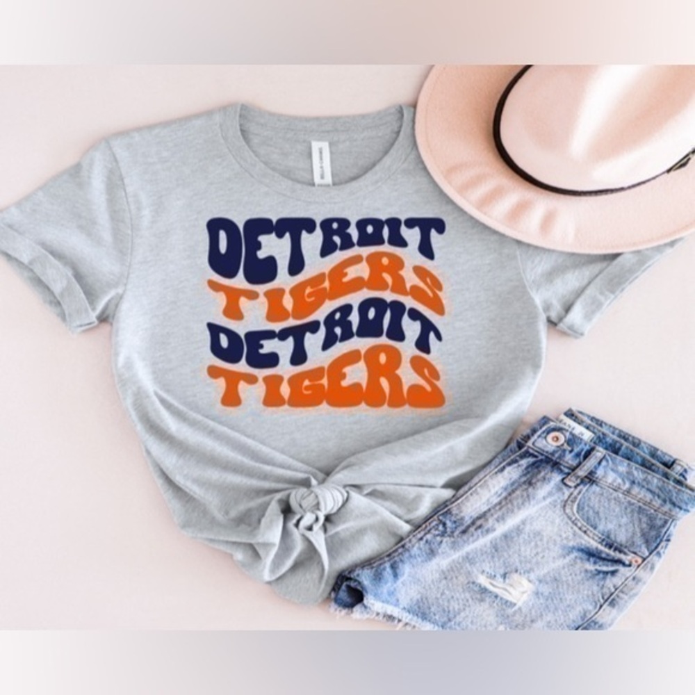 Detroit Tigers Wavy Tee